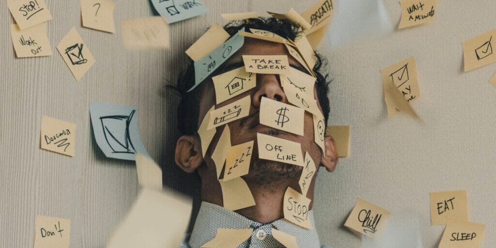 COVID e stress finanziario. Photo by Luis Villasmil on Unsplash